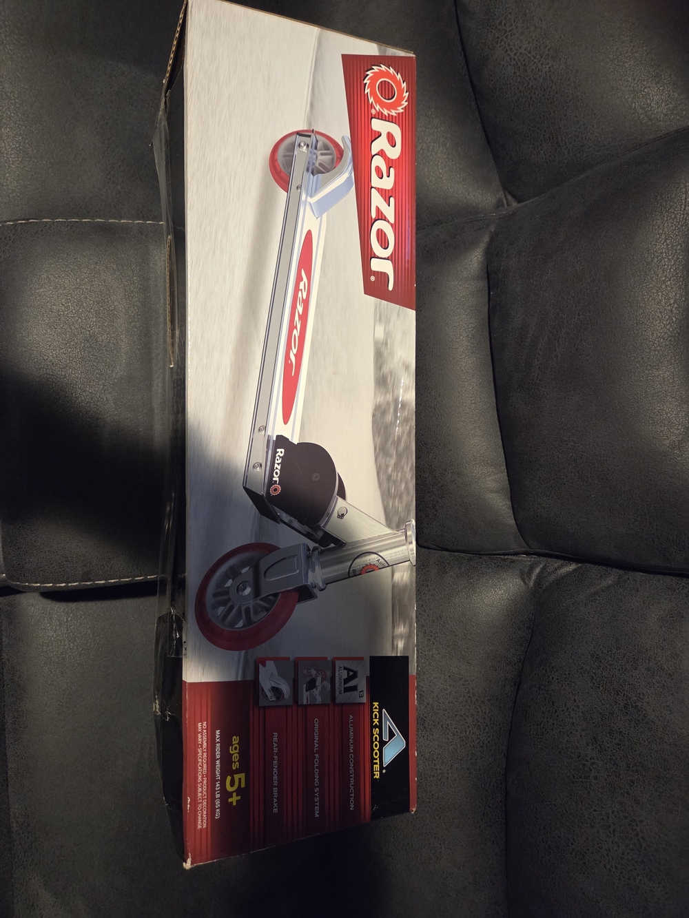 Razor Red and Silver Kick Scooter - Razor - Picture 2 of 8
